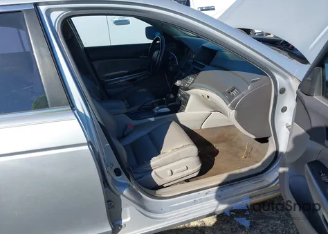 2009 Honda Accord 3.5 Ex-L z USA, uszkodzony, nr VIN 1HGCP36889A004958